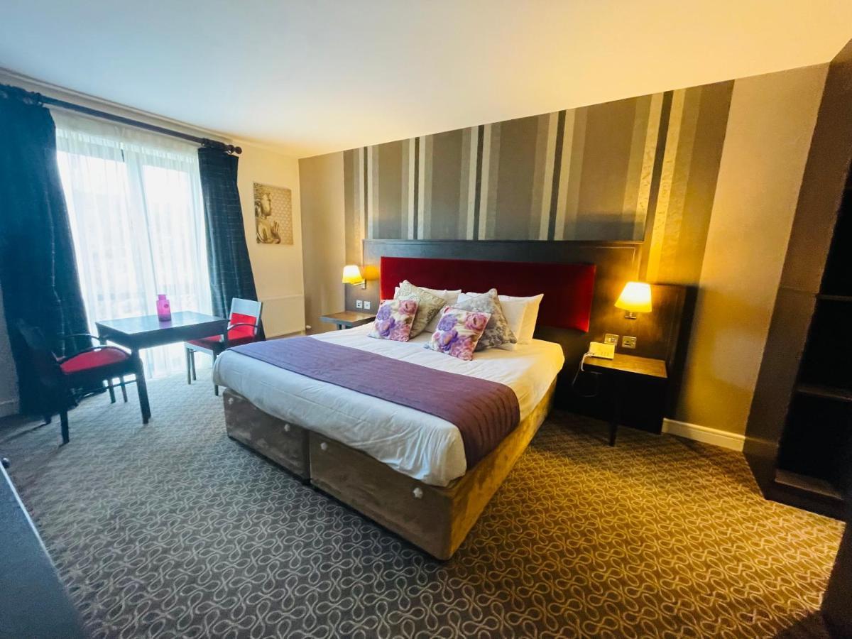 Burren Atlantic Hotel & Holiday Cottages Ballyvaughan Buitenkant foto