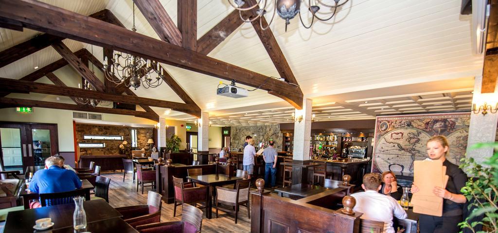 Burren Atlantic Hotel & Holiday Cottages Ballyvaughan Buitenkant foto